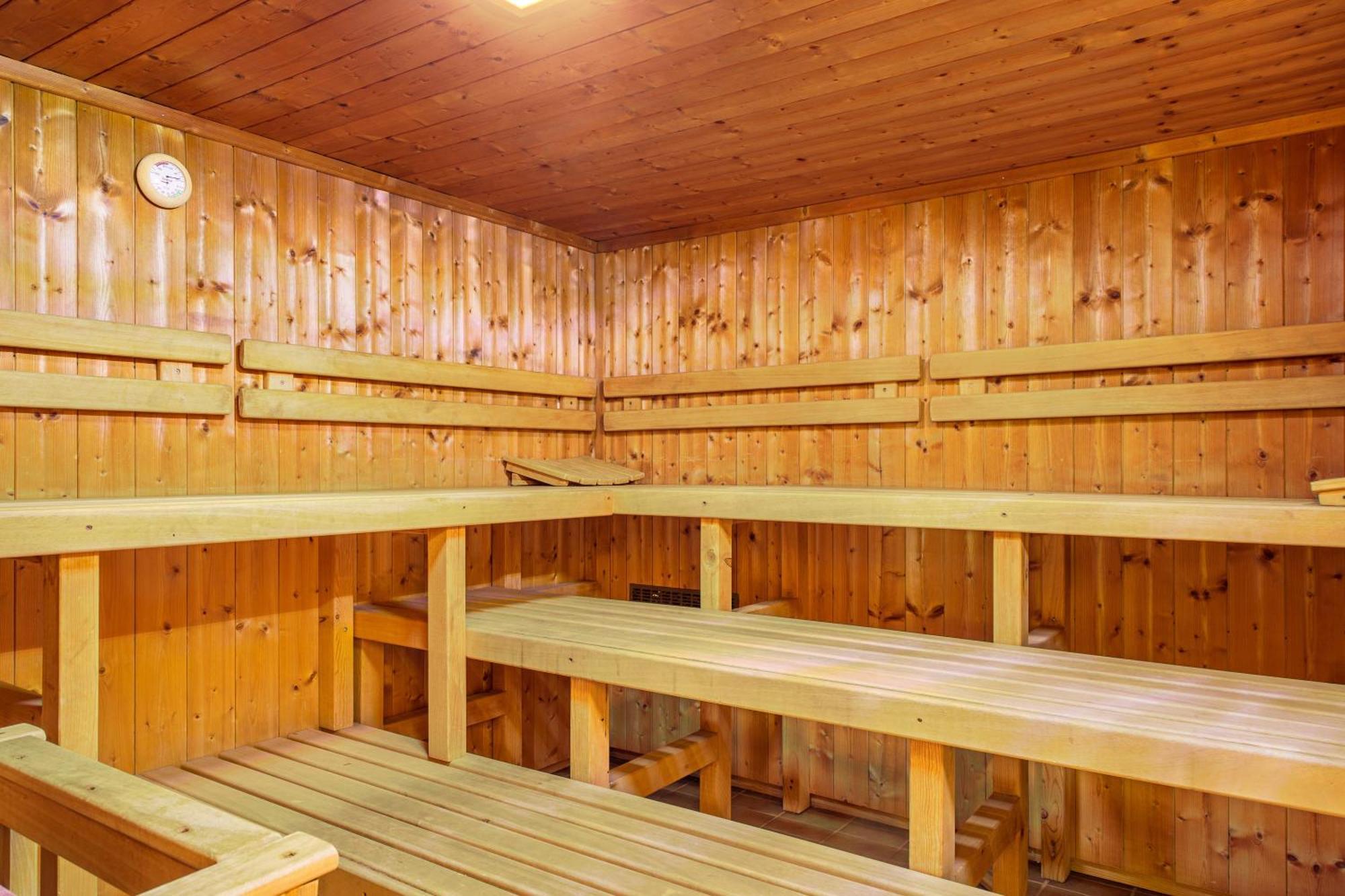 Komfortwohnung Mit Pool Und Sauna Хауценберг Екстериор снимка